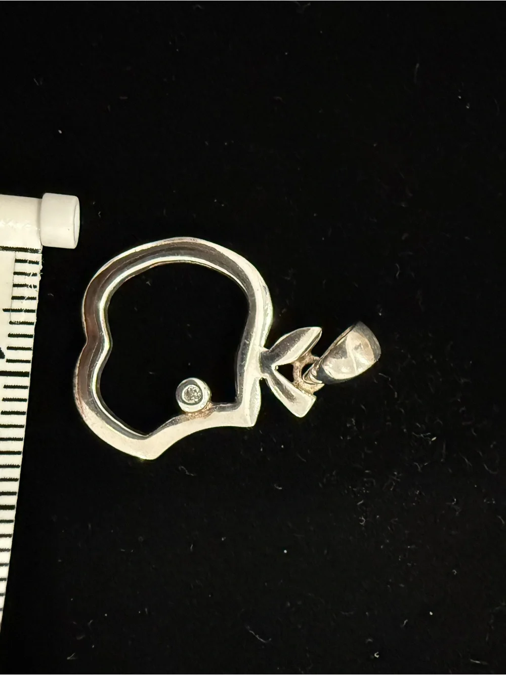 925 Sterling Silver Apple Outline Pendant with Clear Stone Accent